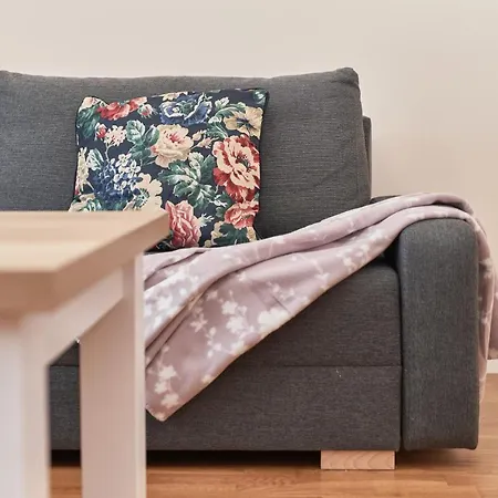Bialoskornicza 250m To The Market Square By Renters Апартаменти *